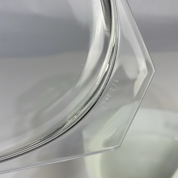 PYREX 1 1/2 Quart Divided Bake Dish “Brown Town and Country Quilt - Picture 10 of 12